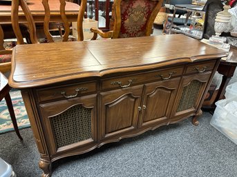 Vintage  Magnavox Record Player