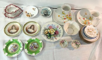 Lot Of Adorable Trinkets & Collectibles