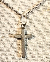 Vintage 20' Sterling Silver Chain Having Sterling Silver Cross Pendant