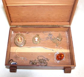 Lot Of 8 Jewelry Pieces W/box