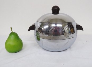 A West Bend Aluminum MCM Penguins Hot & Cold Ice Bucket / Serving Dish - A Nice One