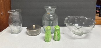 Salt & Pepper Shakers, Clear Glass Bowl, 2 Different Vases,  Glass Bowl With Top Lid. KSS/ C4