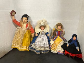 Collection Of Cloth & Plastic Dolls - Magis Roma, Poupee Regionale Noelline Celluloid & Mote. LD/B4