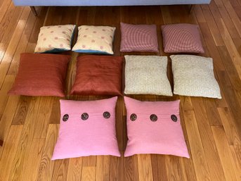 5 Pairs Of Decorative Pillows
