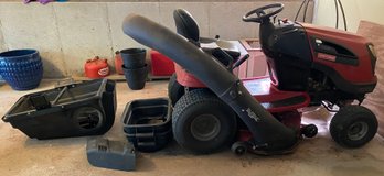 Craftsman YT3000 Ride On Mower With Bagger  Attachment