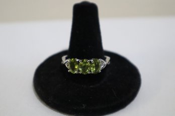 316 SS With Green Stones And Clear Side Stones Ring Size 10