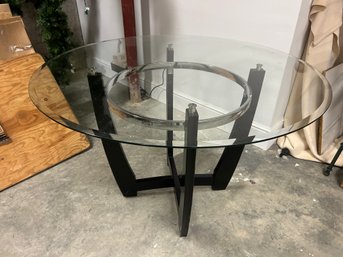 Modern Round Beveled Edge Glass Dining Table