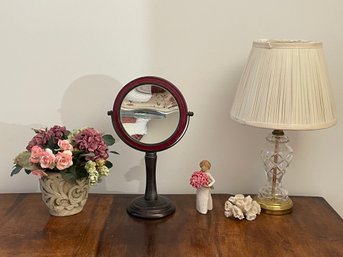 Bedroom Desktop Lot Lamp Makeup Mirror Figurine