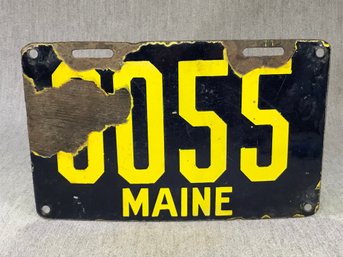 Rare Antique Enamel Maine License Plate - 1900-1910 - Dark Blue & Yellow - Damage As Shown In Photos !