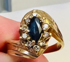 14K GOLD SAPPHIRE AND DIAMOND RING
