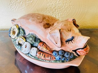 Louisville Stoneware Roast Pig Casserole