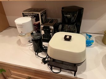 Lot Of Electric Kitchen Appliances