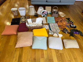 Large End Lot Of Stuff