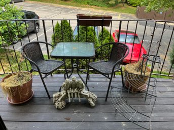 Patio Furniture, Planters & Plant Stand