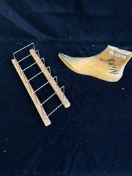 Wooden Foot Model And Rack