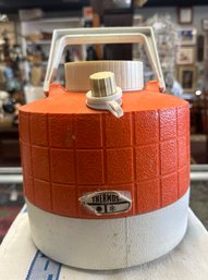 Vintage Thermos 2 Gallon Water Cooler Picnic Jug Orange & White. KSS/D1