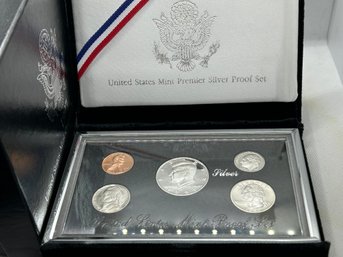 Very Fine 1997 United States Mint Premiere Silver Proof Set