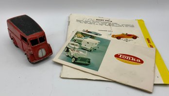 Vintage Dinky Toys ~ #260 Royal Mail Van & 2 Catalogs ~