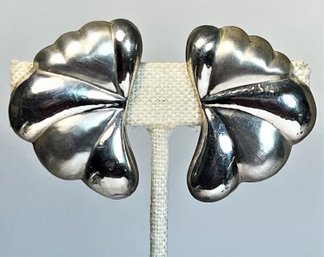 Fine 1980s Sterling Silver Puffy Clip Earrings 925