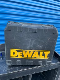 DeWalt 7 1/4' Circular Saw With Blade And Hard Case