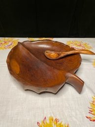 Vintage Monkey Pod Hawaiian Wood Serving Bowl With Spoon