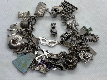 Fantastic Vintage STERLING SILVER CHARM BRACELET