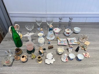 Table Lot Of Glass And Ceramic Items