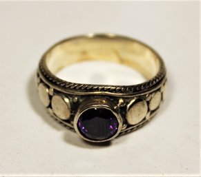 Sterling Silver Amethyst Ring Having Circular Pattern Size 7