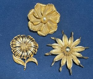 Vintage Costume Jewelry Pins Giovanni, Monet, Ect