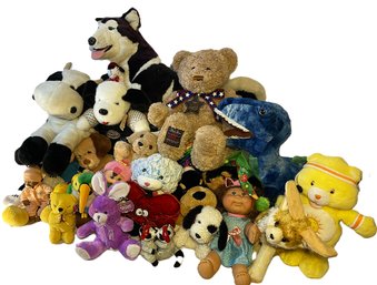 Mixed Lot Of Plush Animals/Dolls