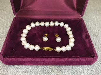 Beautiful Genuine Cultured Pearl Earring & Bracelet Set With Sterling Silver / 14K Gold Overlay - Nice !