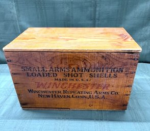 Vintage Winchester Small Arms Ammunition Loaded Shot Shells Chest Or Box