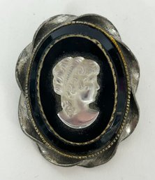 Gorgeous Cameo Pin/Brooch