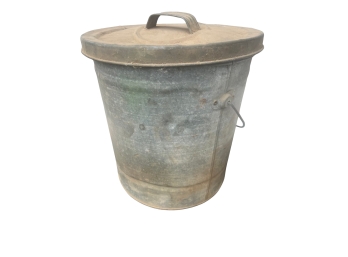 Galvanized Metal Ash Bucket With Handle And Lid