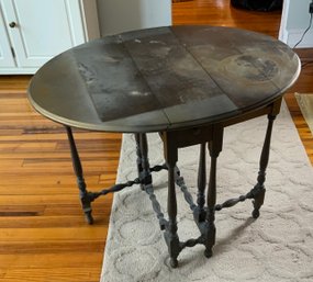 Antique Gate Leg Table W/drawer