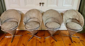 Vintage Verner Panton Cone Chairs (4)