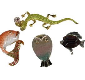 Lot Four Vintage Enamel And Plastic Metal Animal Brooches