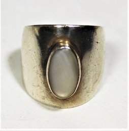 Sterling Silver Wide Ring Having Mother Of Pearl Stone Size 7