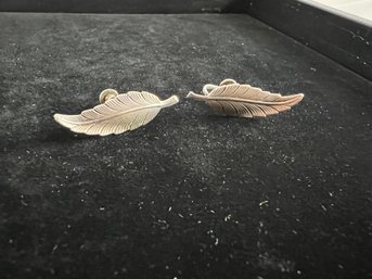 Vintage Beau Sterling Feather Screw-back Earrings