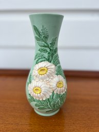 Vintage Holland Mold Ceramic Daisy Vase