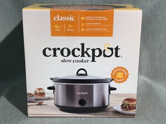 Brand New CLASSIC CROCKPOT  / Slow Cooker - Brand New - Never Opened - Never Used - Still In Original Box