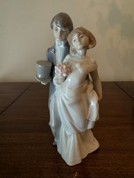 Lladro Bride & Groom Figurine