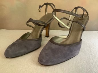 Circa Joan And David Grey Heels #19