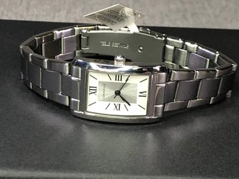 Wonderful Brand New $125 CARAVELLE By BULOVA Ladies Watch - New In Box - White Roman  Dial - NICE WATCH !