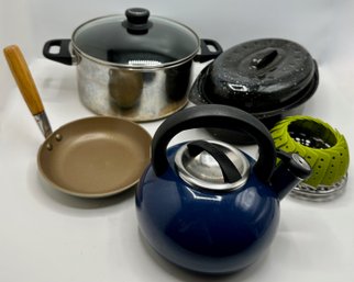 Ultrex Style 07608 Pot, Circulon Tea Pot, Strainer & Other Cookware