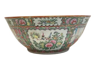 Chinese Famille Rose Medallion Thrown Porcelain Bowl