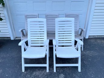 Set Of 5 Plastic Folding Chairs