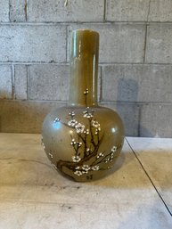 Oriental Vase (damaged)