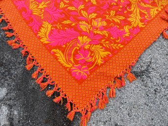 A Grand Vintage Throw Blanket Or Twin Bedspread