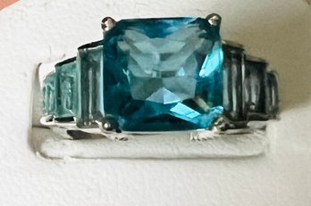 VINTAGE STERLING SILVER TWO TONE BLUE GEMSTONE RING